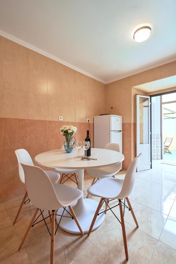 Spacious And Renovated Apartment With Amazing Patio, By Timecooler Lisbon Luaran gambar