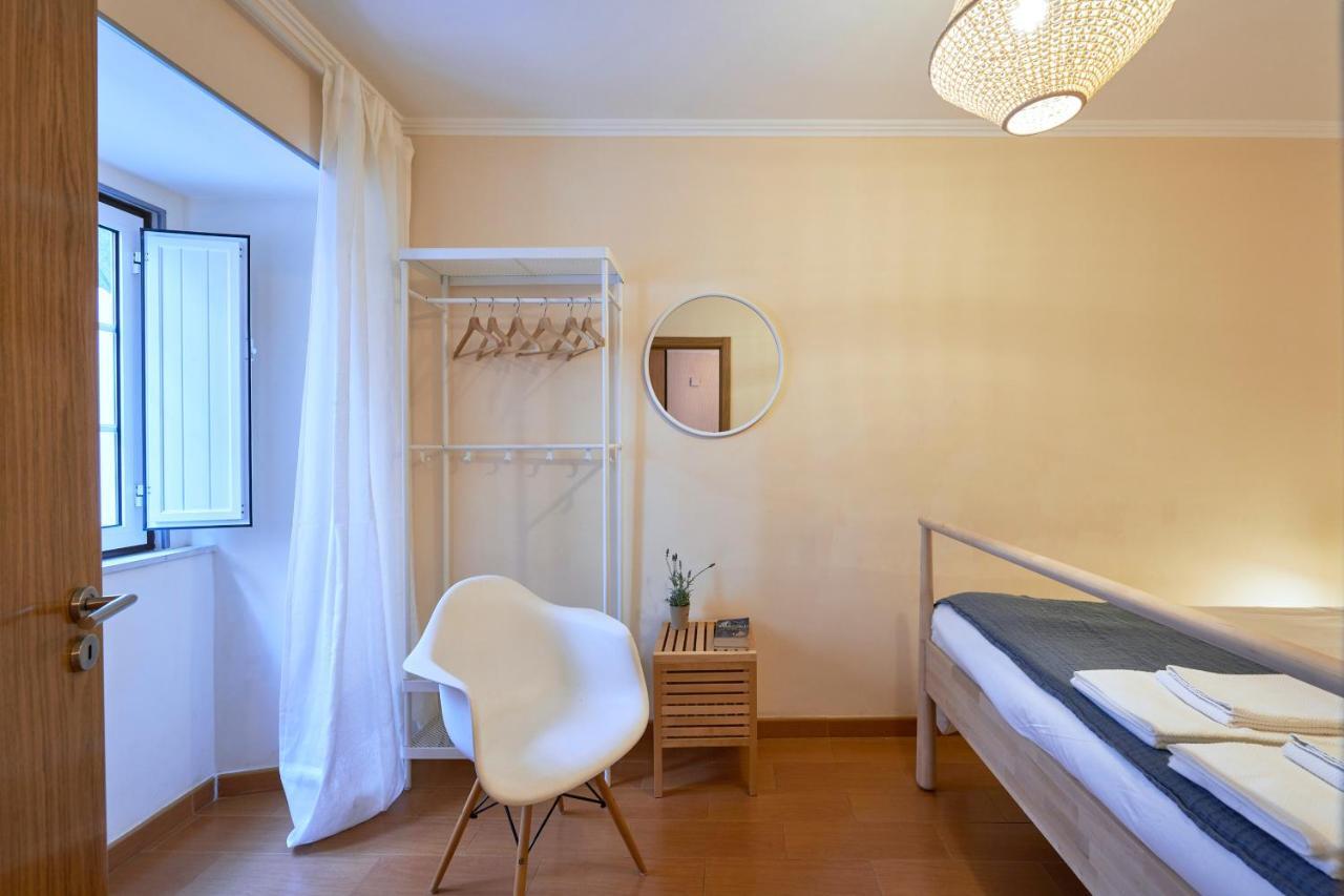 Spacious And Renovated Apartment With Amazing Patio, By Timecooler Lisbon Luaran gambar