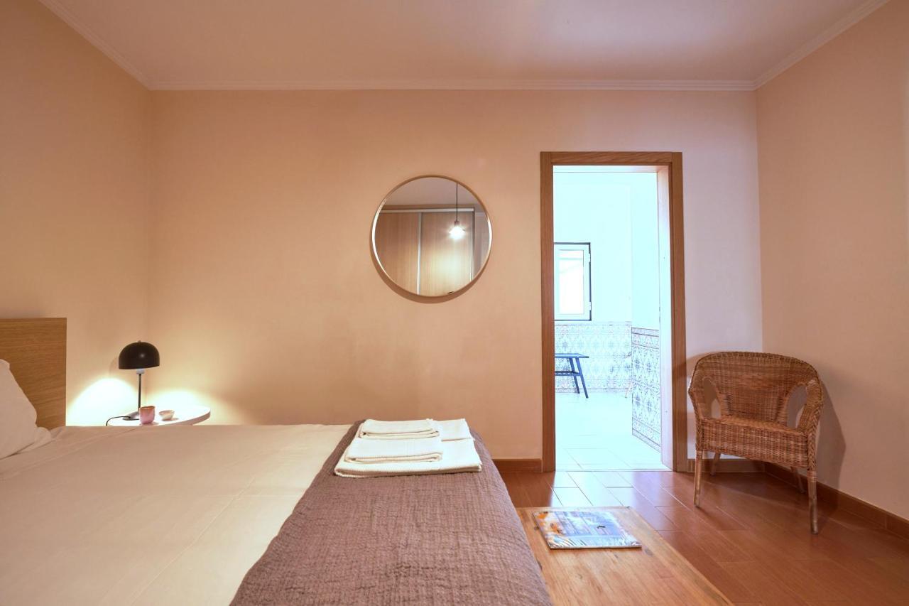 Spacious And Renovated Apartment With Amazing Patio, By Timecooler Lisbon Luaran gambar