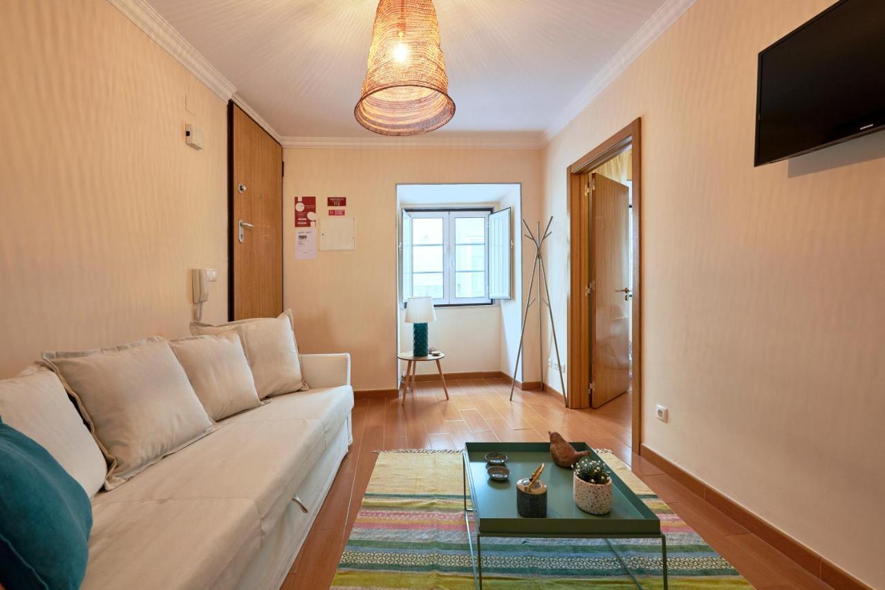 Spacious And Renovated Apartment With Amazing Patio, By Timecooler Lisbon Luaran gambar